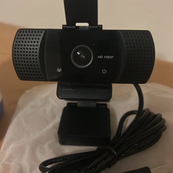 1080p webcam with stand. New in box - Picture 4 of 5